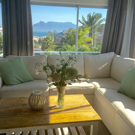 5 Options Guest House Bloubergstrand Esterno foto