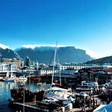 5 Options Guest House Bloubergstrand Esterno foto