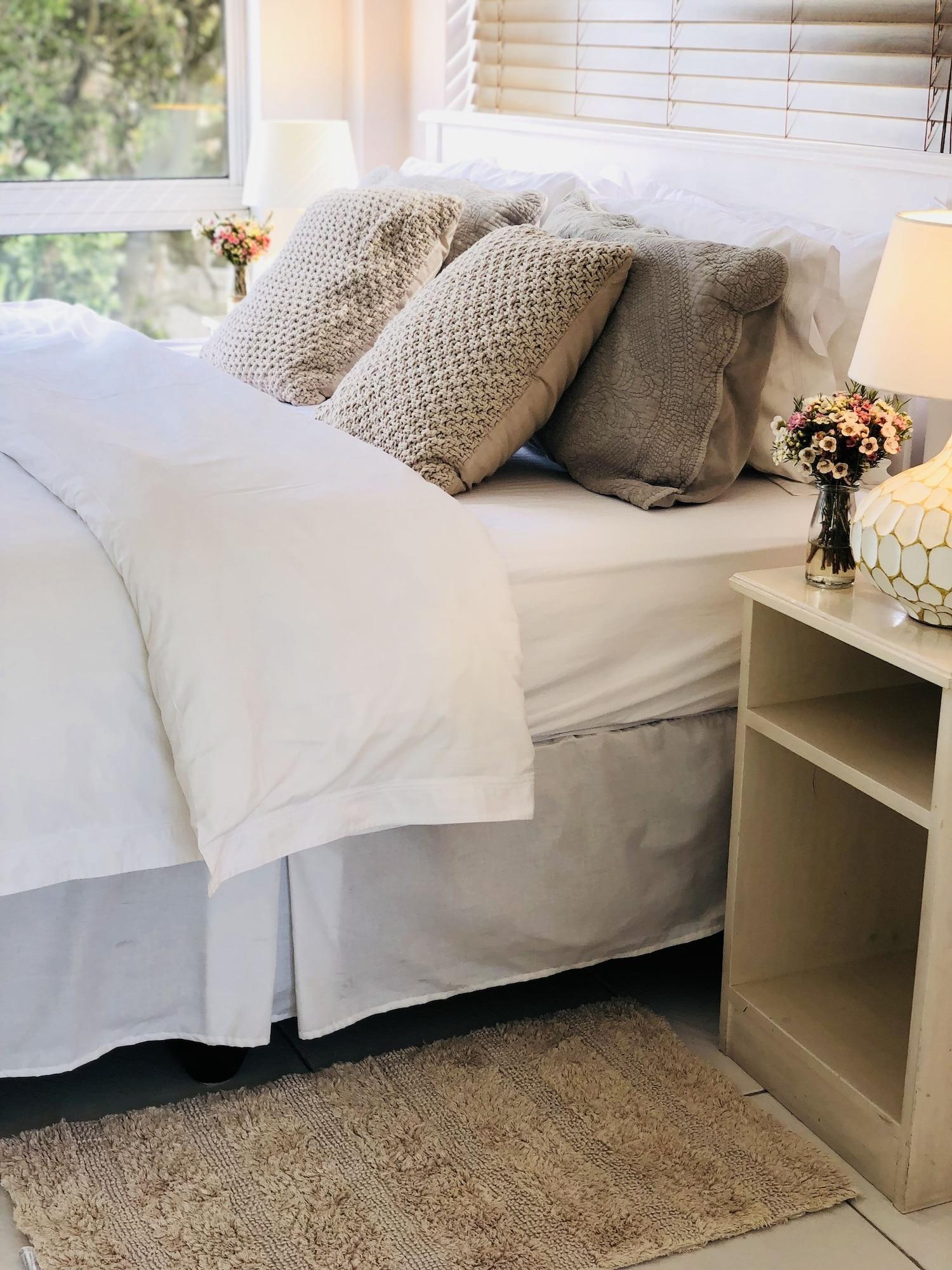 5 Options Guest House Bloubergstrand Esterno foto