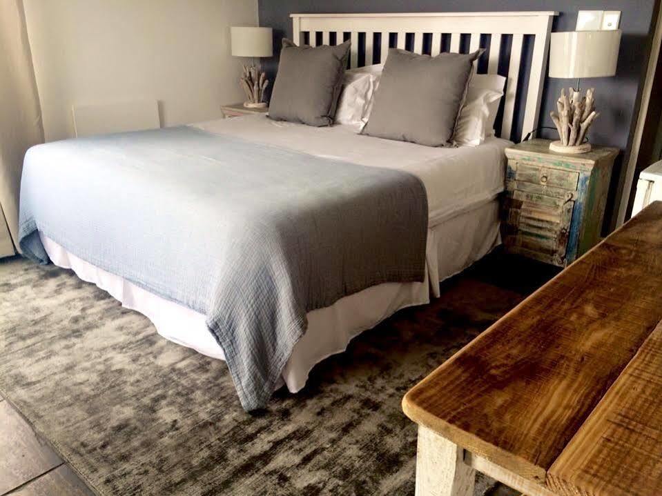 5 Options Guest House Bloubergstrand Esterno foto