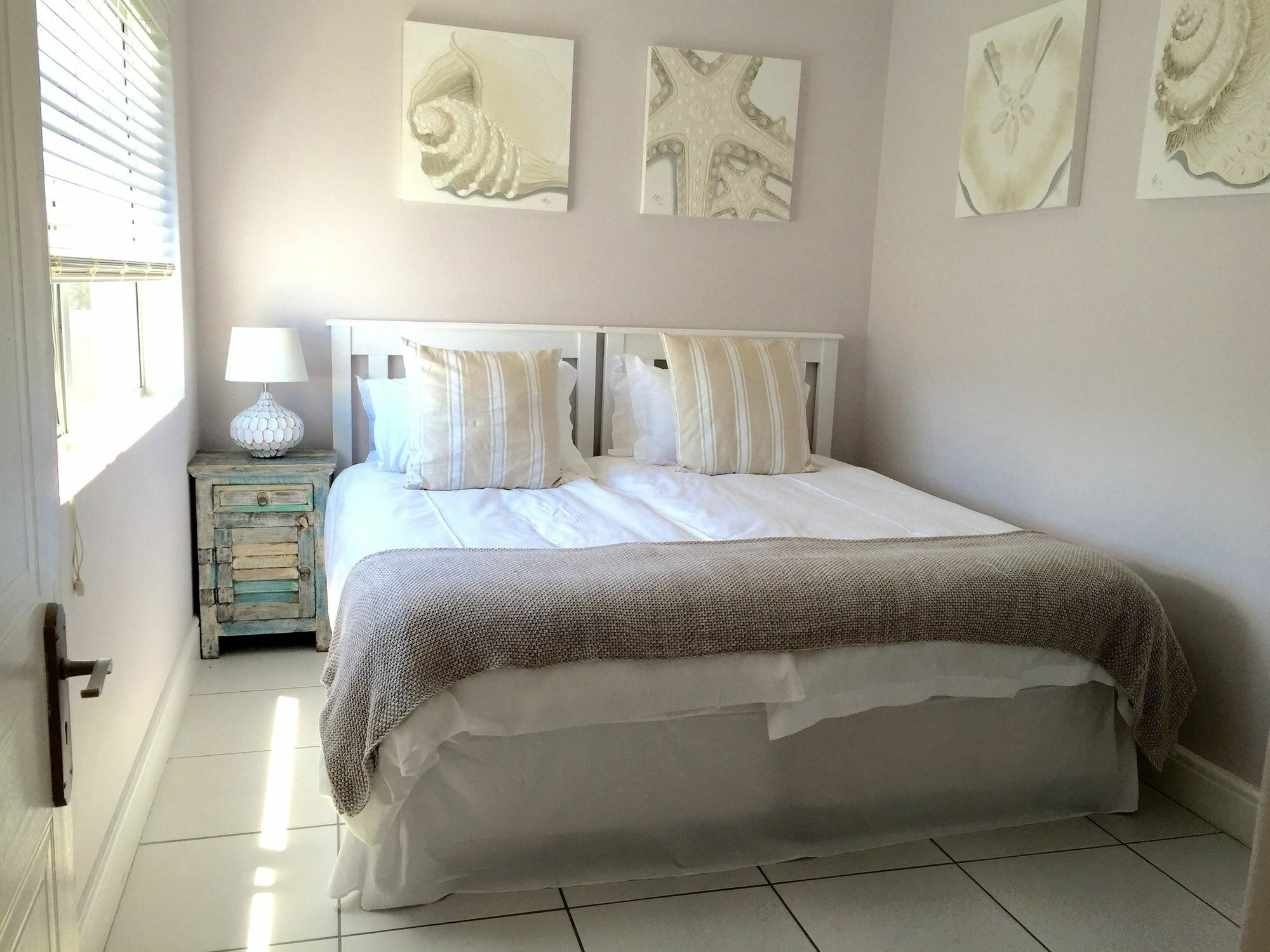 5 Options Guest House Bloubergstrand Esterno foto
