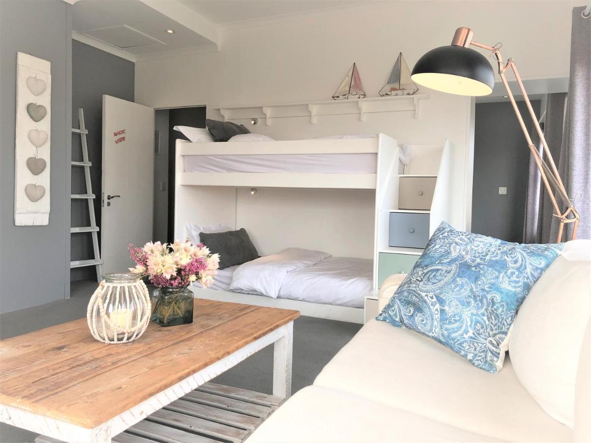 5 Options Guest House Bloubergstrand Esterno foto