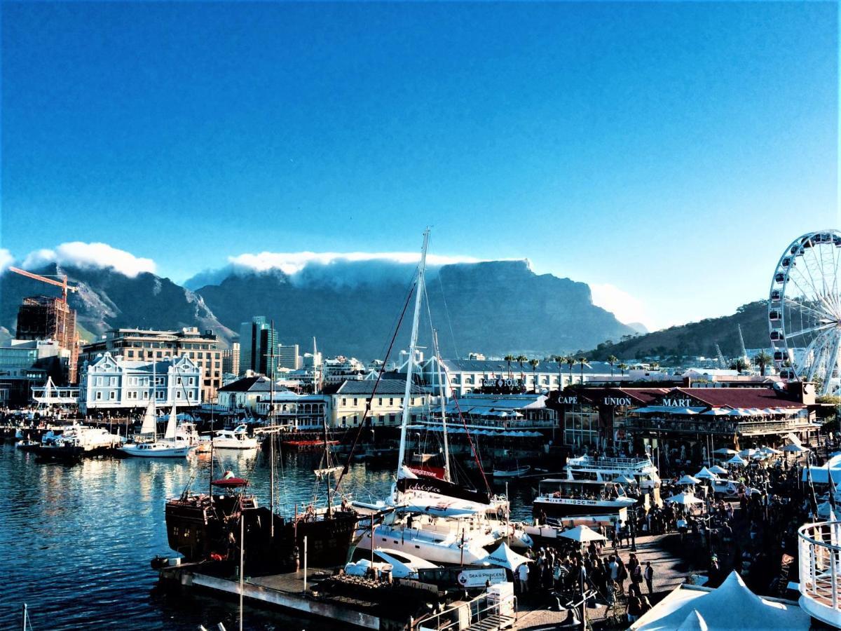 5 Options Guest House Bloubergstrand Esterno foto